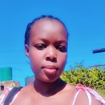 Babysitter in Soweto: Phillipine