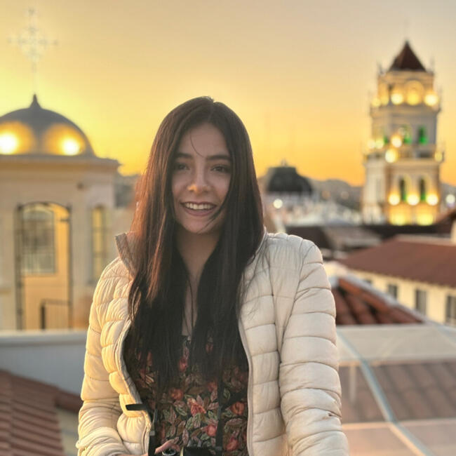 Babysitter in La Paz: Laura