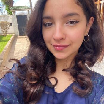 جليسة أطفال في طنجة: Hiba