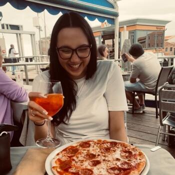 Babysitter a Cuneo: Hilary