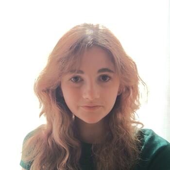 Babysitter in Paris: Angèle