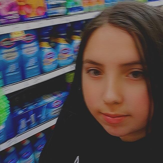 Babysitter in Sweet Home: Alyssa