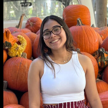 Babysitter Panama City: Mayka Valentin