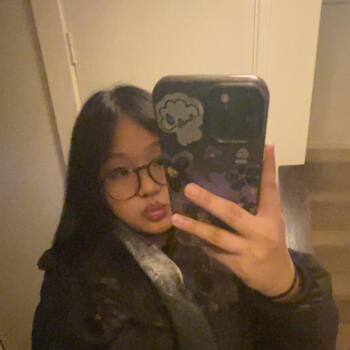 Babysitter in Aldershot: Desna