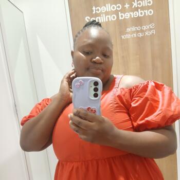 Babysitter in Rustenburg: Senate