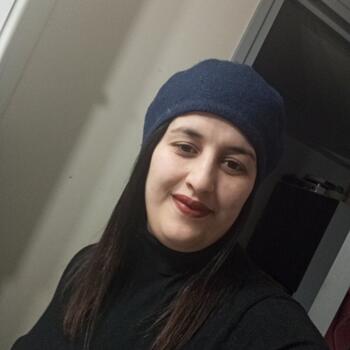 Babysitter Villeneuve-Saint-Georges: Sadia