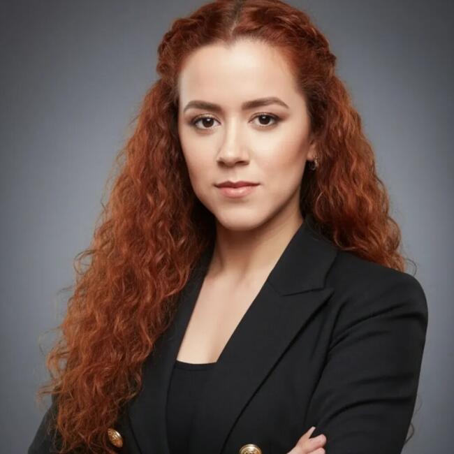 Emprego de babá em Paranaguá: Fernanda
