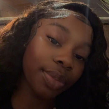 Babysitter in Lewiston (Maine): Cristina