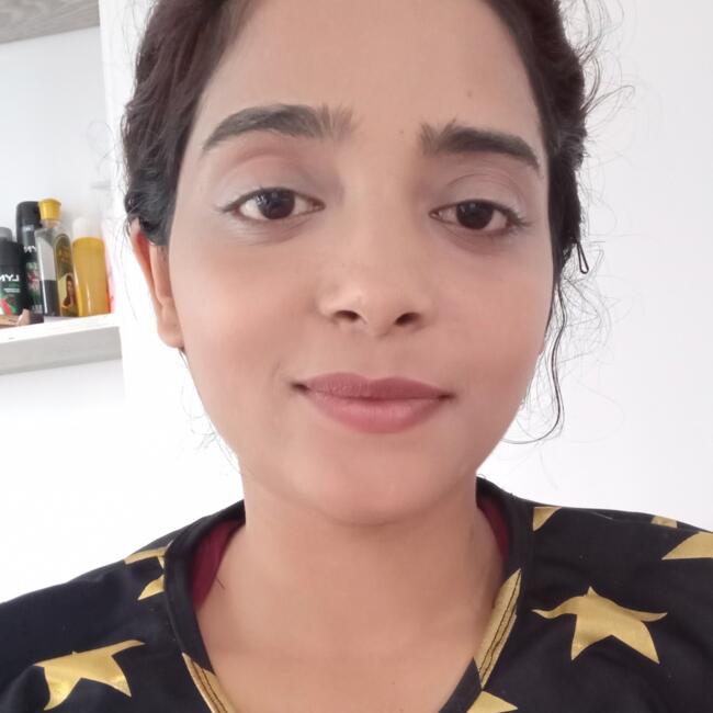 Canguro en Luton: Jasmin