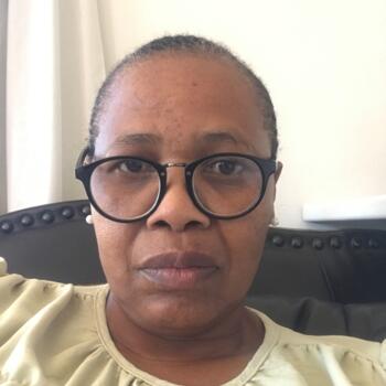 Babysitter Cape Town: Pearl Linda