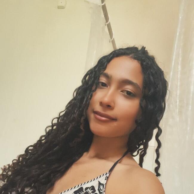 Babysitter in Santarém: Giovanna