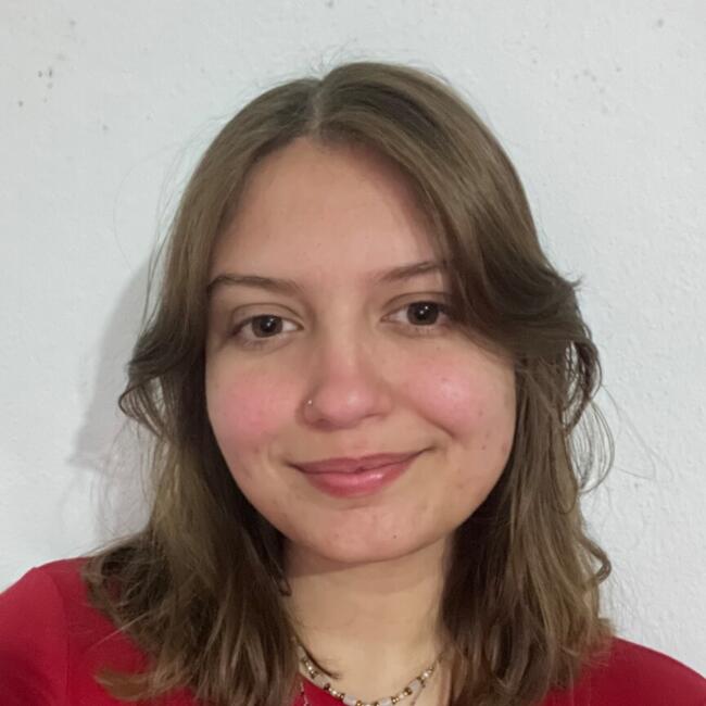 Babysitter in Sintra: Bruna