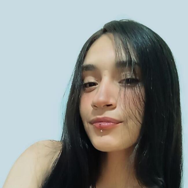 Babysitter in Maringá: Pamella