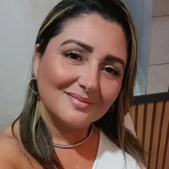 Babysitter Rio de Janeiro: Mayla