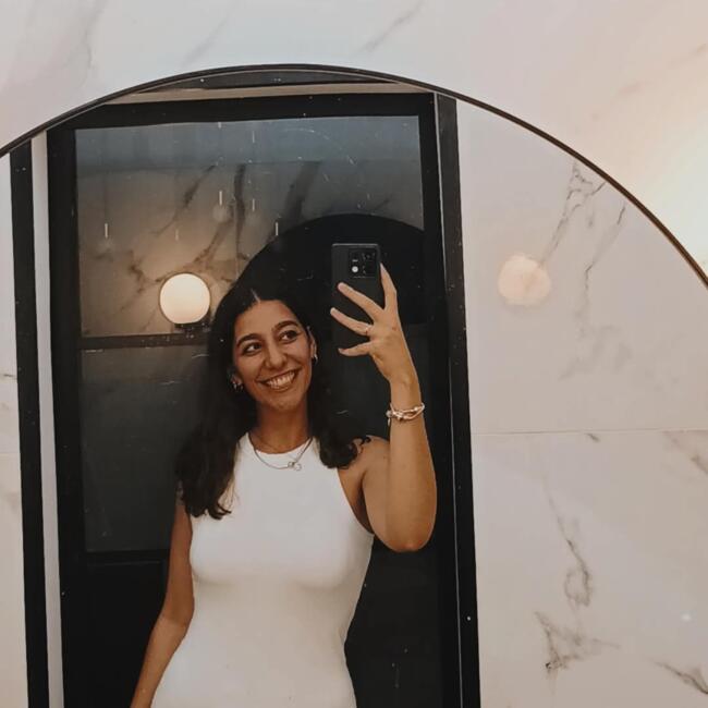 Babysitter em São Domingos de Rana: Carina