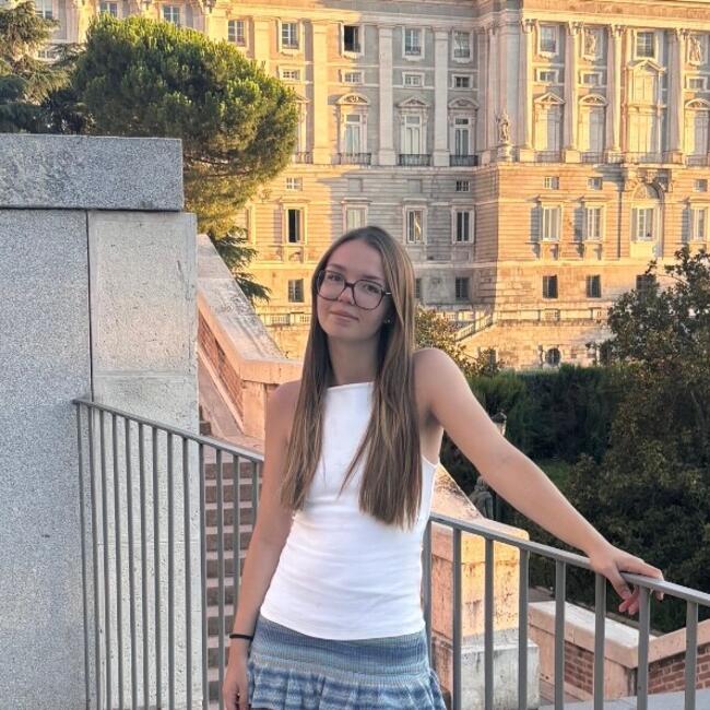 Babysitter in Wattrelos: Mathilda