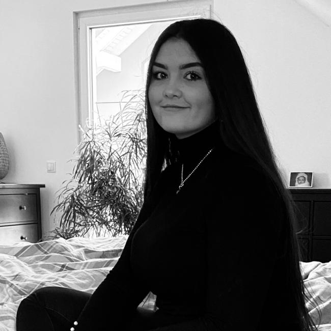 Baby-sitter in Hostert: Jenny