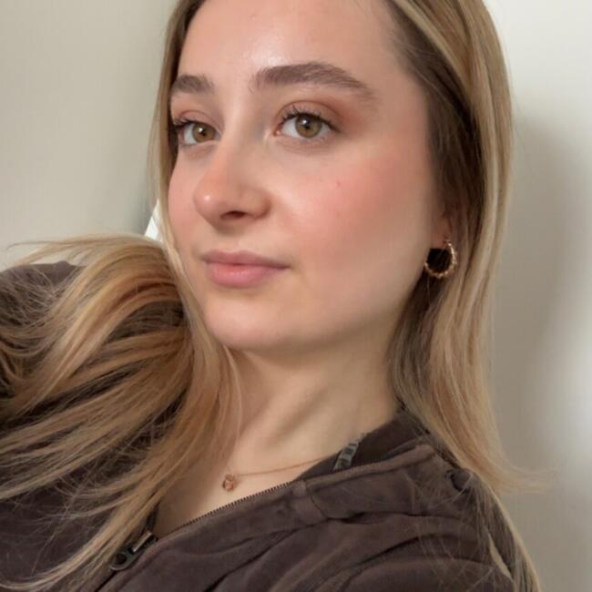 Babysitter in Rennes: Lucille