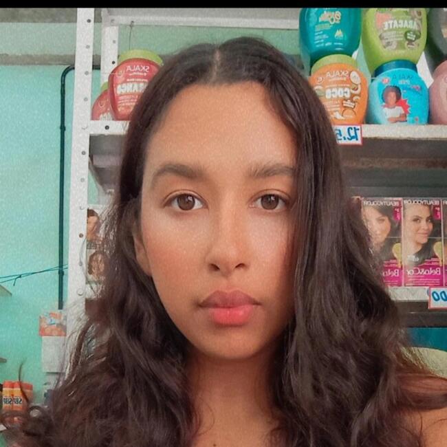 Babysitter in Maceió: Livia