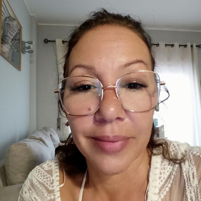 Babysitter in Faro: Marisa