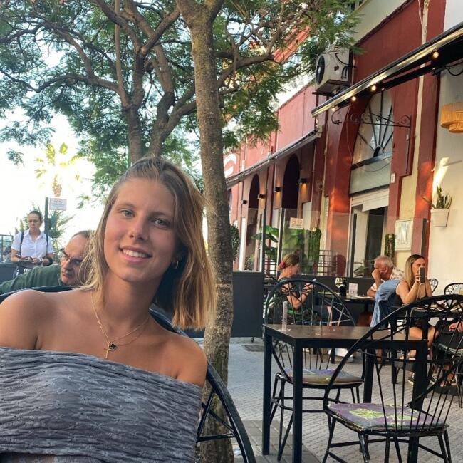 Babysitter em Lisboa: Maria