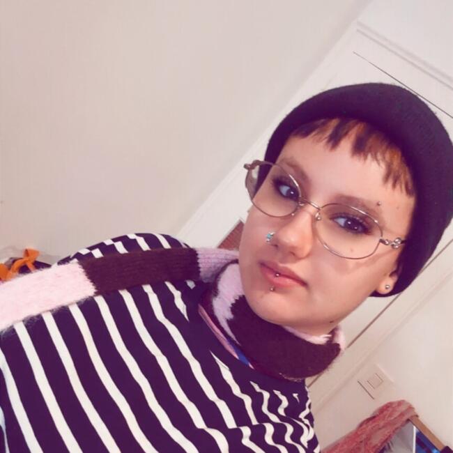 Babysitter in Savenay: Caly