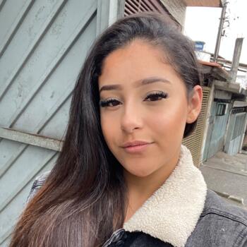 Babysitter in São Paulo (São Paulo): Camila