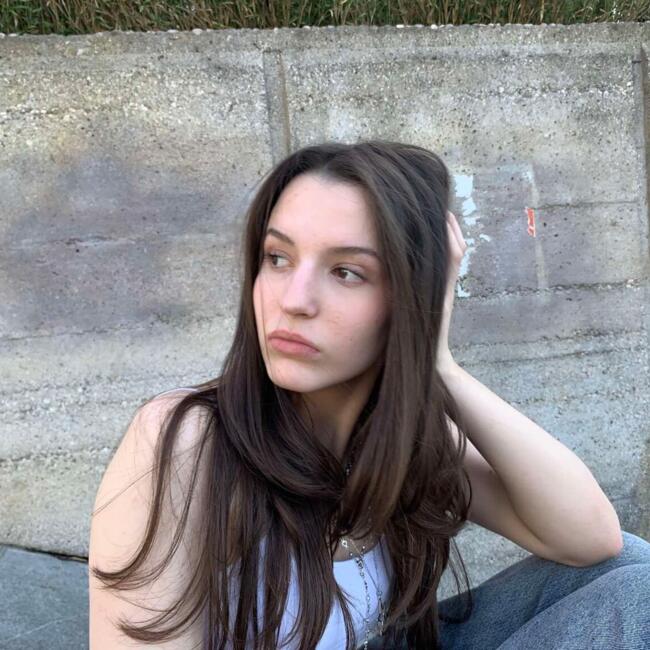 Babysitter in Ljubljana: Iva
