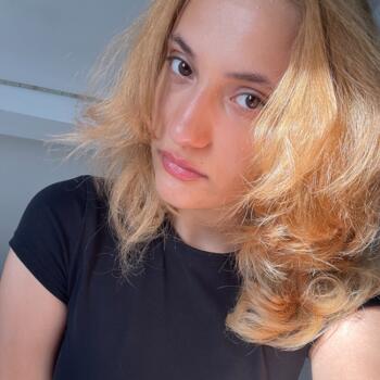 Babysitter in Louviers: Mathilde