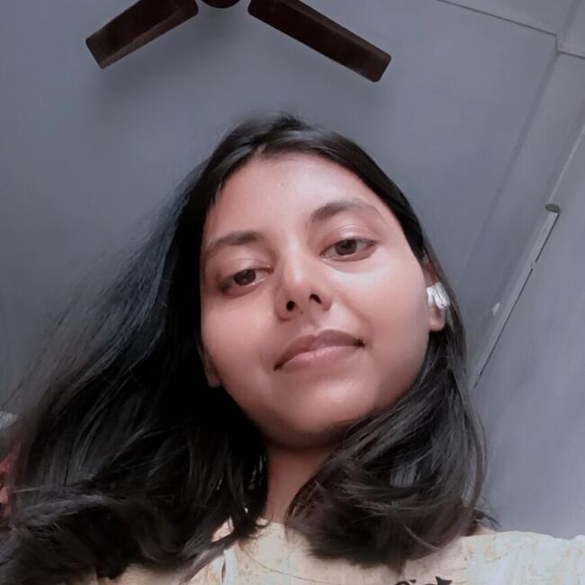 Babysitter in Kolkata: Naina