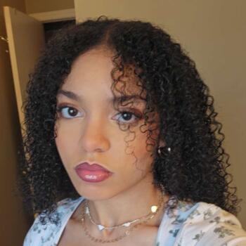 Babysitter in Plainfield: Alaysia Anderson