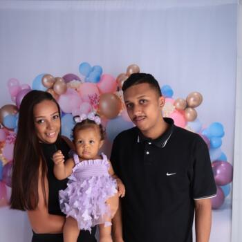 Emprego de babá em Ferraz de Vasconcelos: emprego de babá Yris