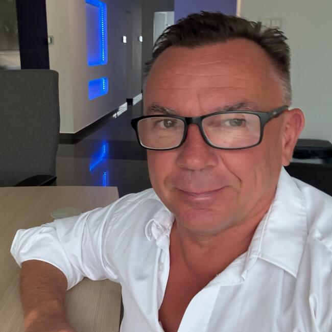 Praca dla opiekunki do dziecka w Zabierzów: Grzegorz