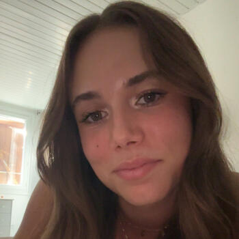 Babysitter in Toulouse: Oriane