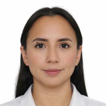 Babysitter in Nice: Ariana