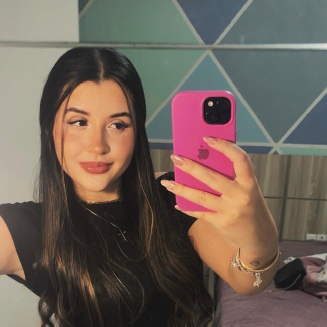 Babysitter in Florianópolis: Jennyfer