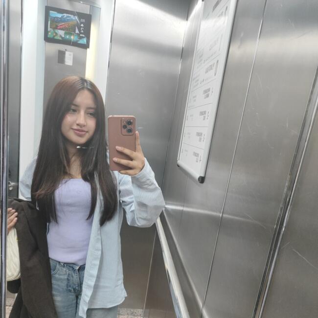 Babysitter in Madrid: Nayeli