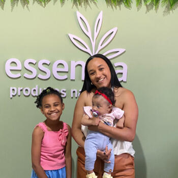 Emprego de babá em Pelotas: emprego de babá Laizi