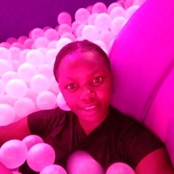 Baby-sitter Paris: Dolie