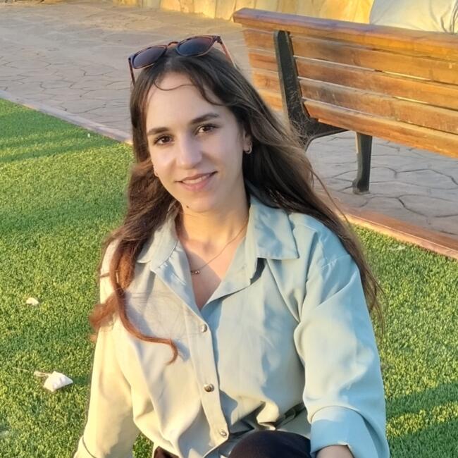 Babysitter in Valenciennes: Lisa