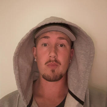 Babysitting job in Melbourne: babysitting job C J