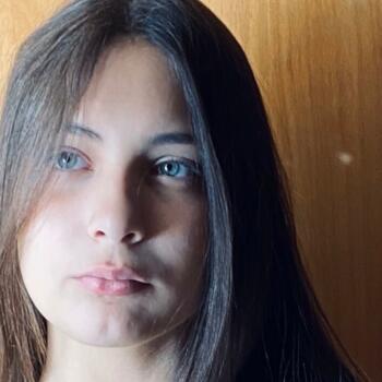 Niñera en Villa Nueva: Luisina