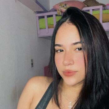 Babysitter in Tangará da Serra: Rayanne