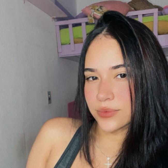 Babysitter in Tangará da Serra: Rayanne