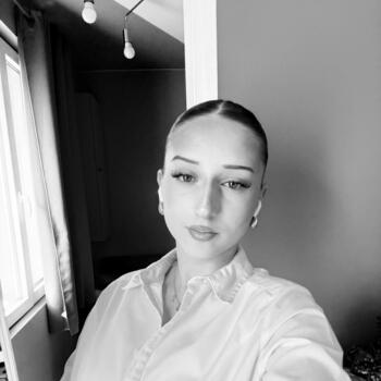 Babysitter in Rouen: Angèle
