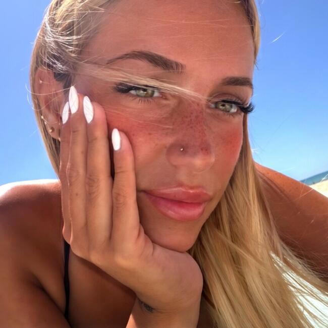 Babysitter in São Domingos de Rana: Inês