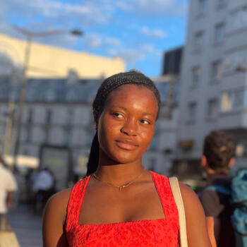 Baby-sitter Breuil-le-Sec: Bozouzoua Audrey
