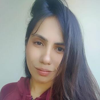 Babá em Betim: Luciana