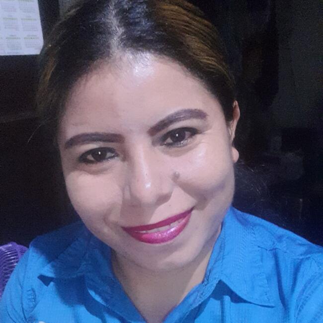 Babysitter in Panama City: Aralis