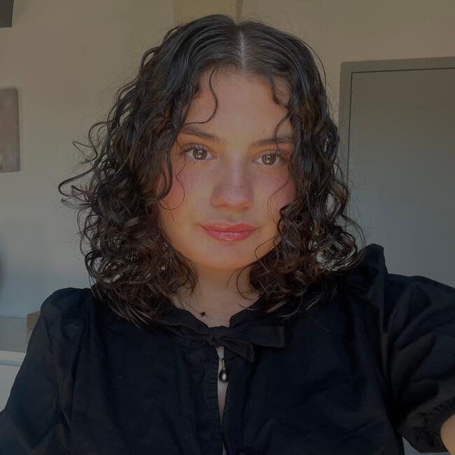 Babysitter in Créteil: Lou
